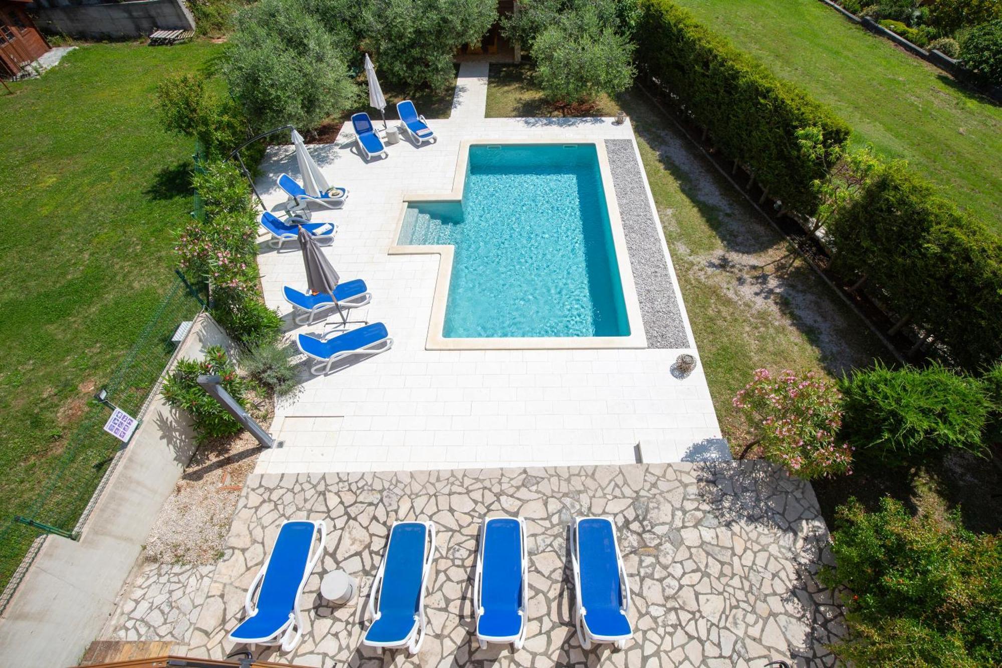 Nedeščina Apartments "Alen" מראה חיצוני תמונה